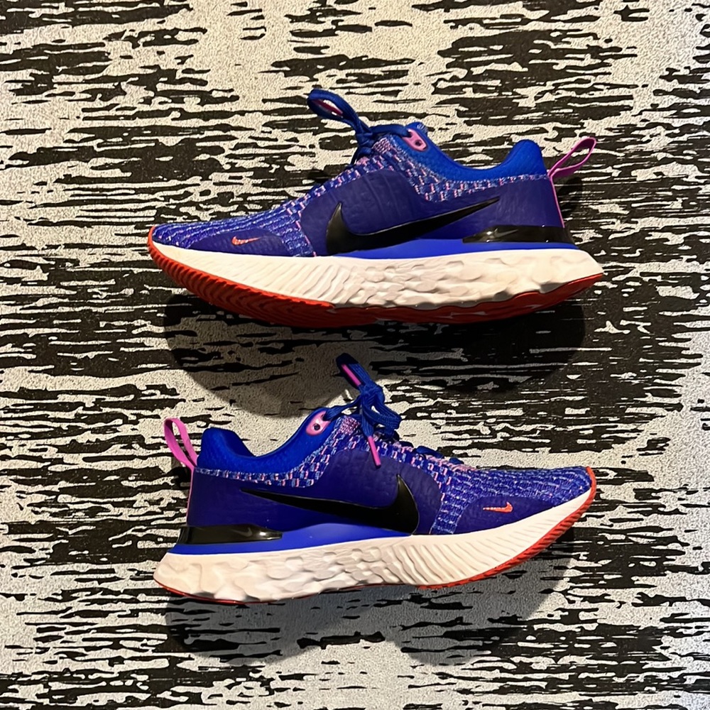Nike React Flyknit